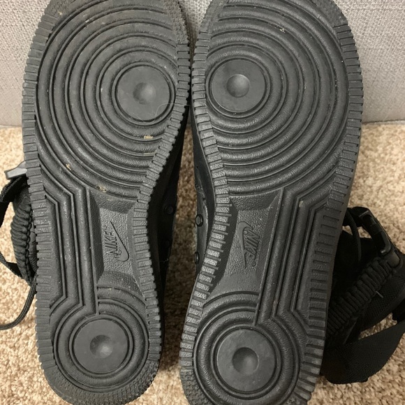 Nike SF AF1 Triple black size 9.5 US - Picture 5 of 6